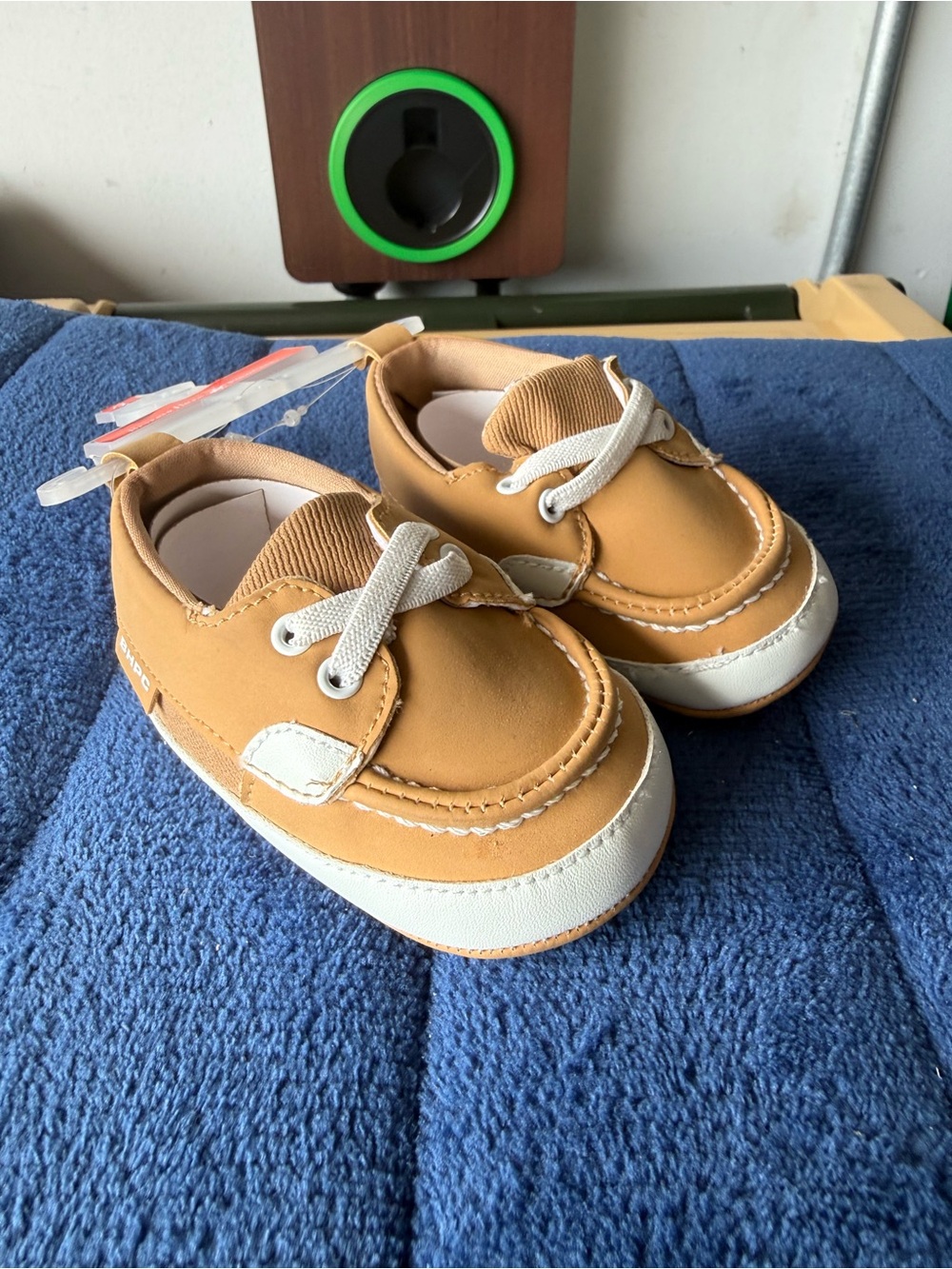 Beverly Hills Polo Club Kids Tan and White Moccasin Boat Shoes